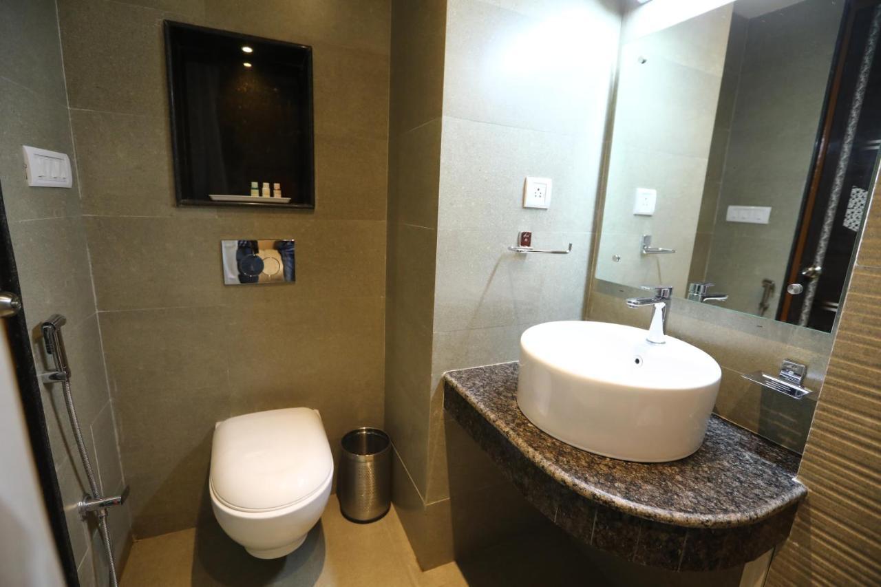 Hotel D Silverleaf ラクナウ エクステリア 写真